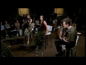 The Corrs Everybody Hurts (Live)